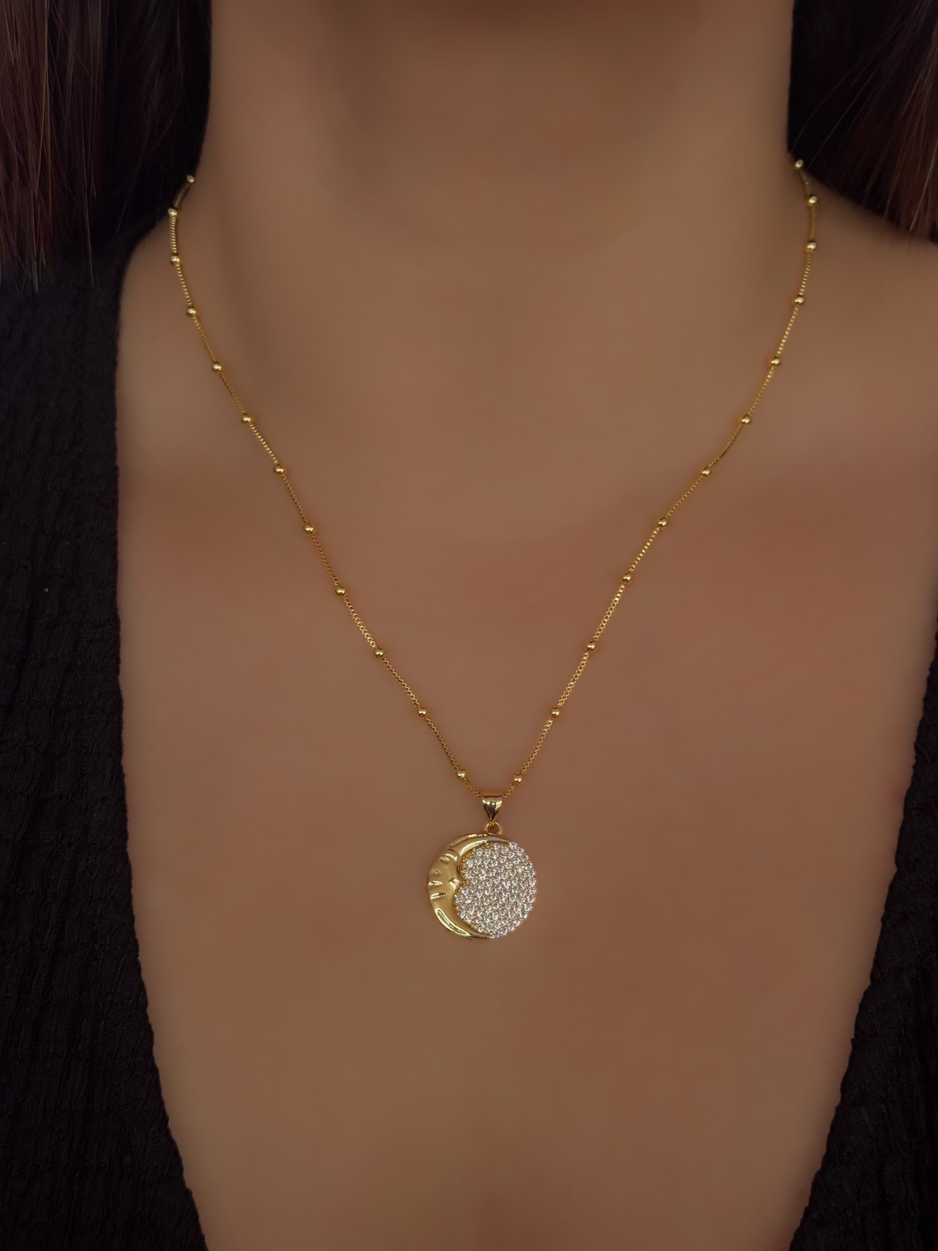 COLLAR LEVI