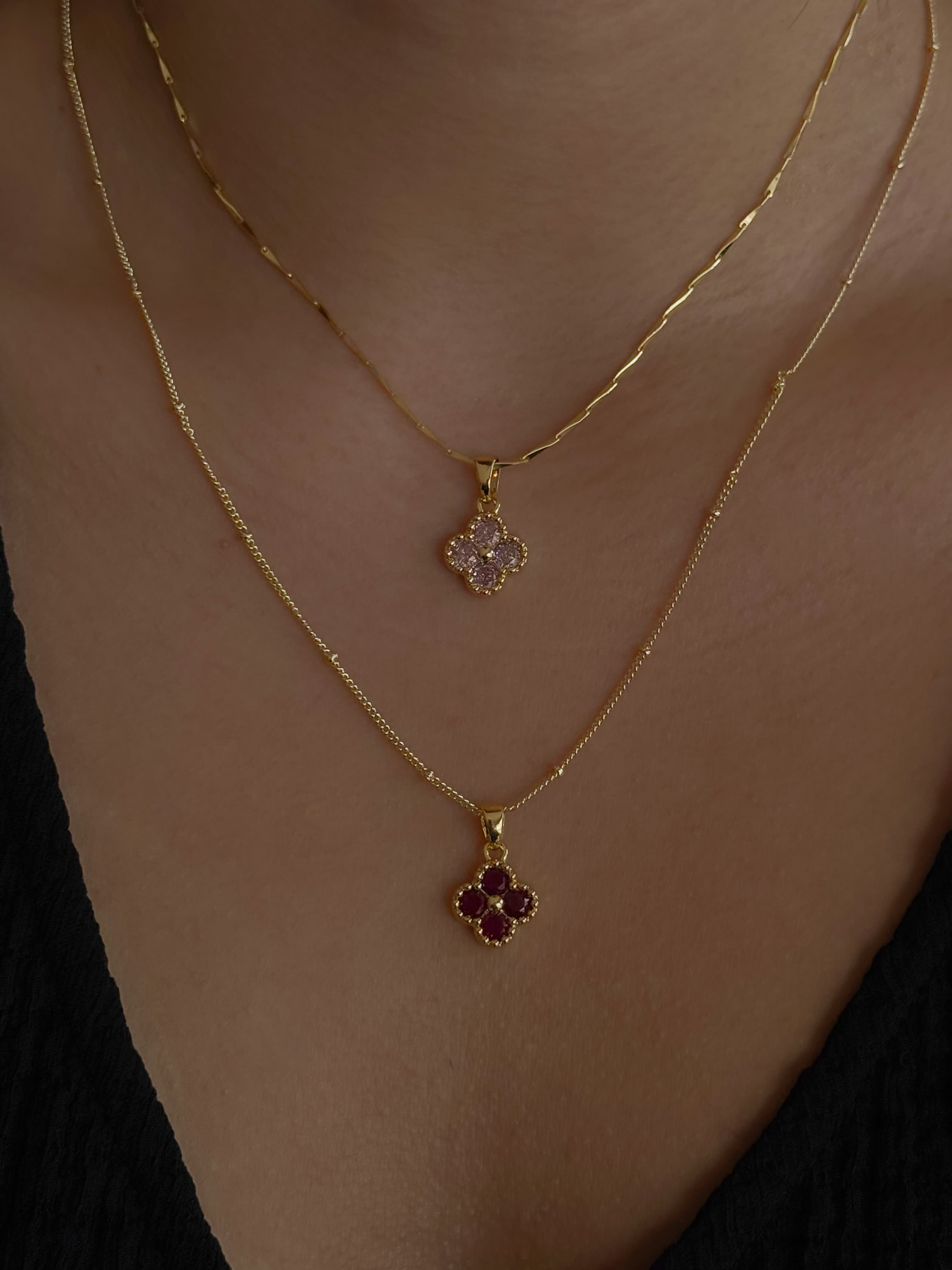 COLLAR VALQUIRI