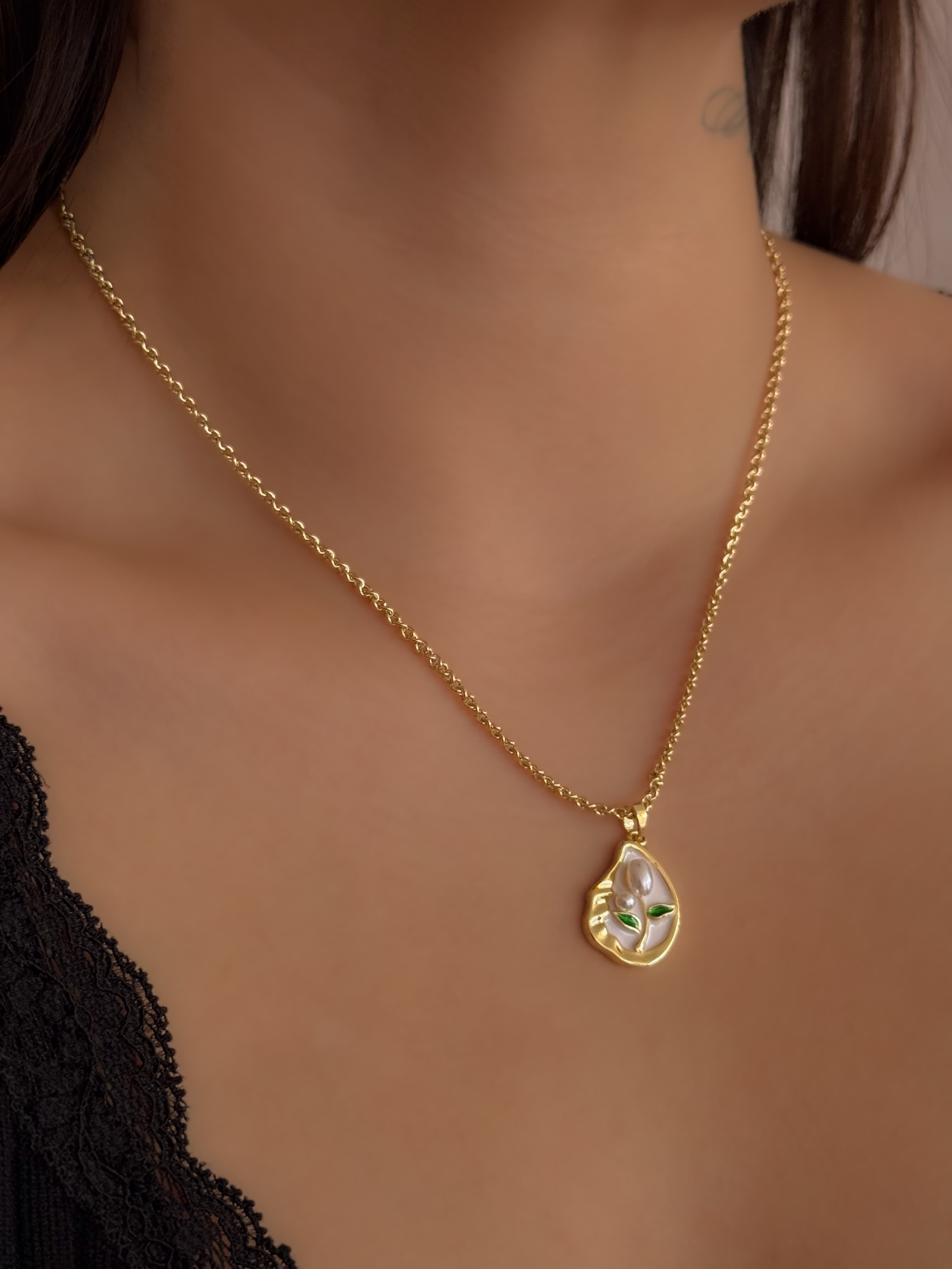 COLLAR FLORE