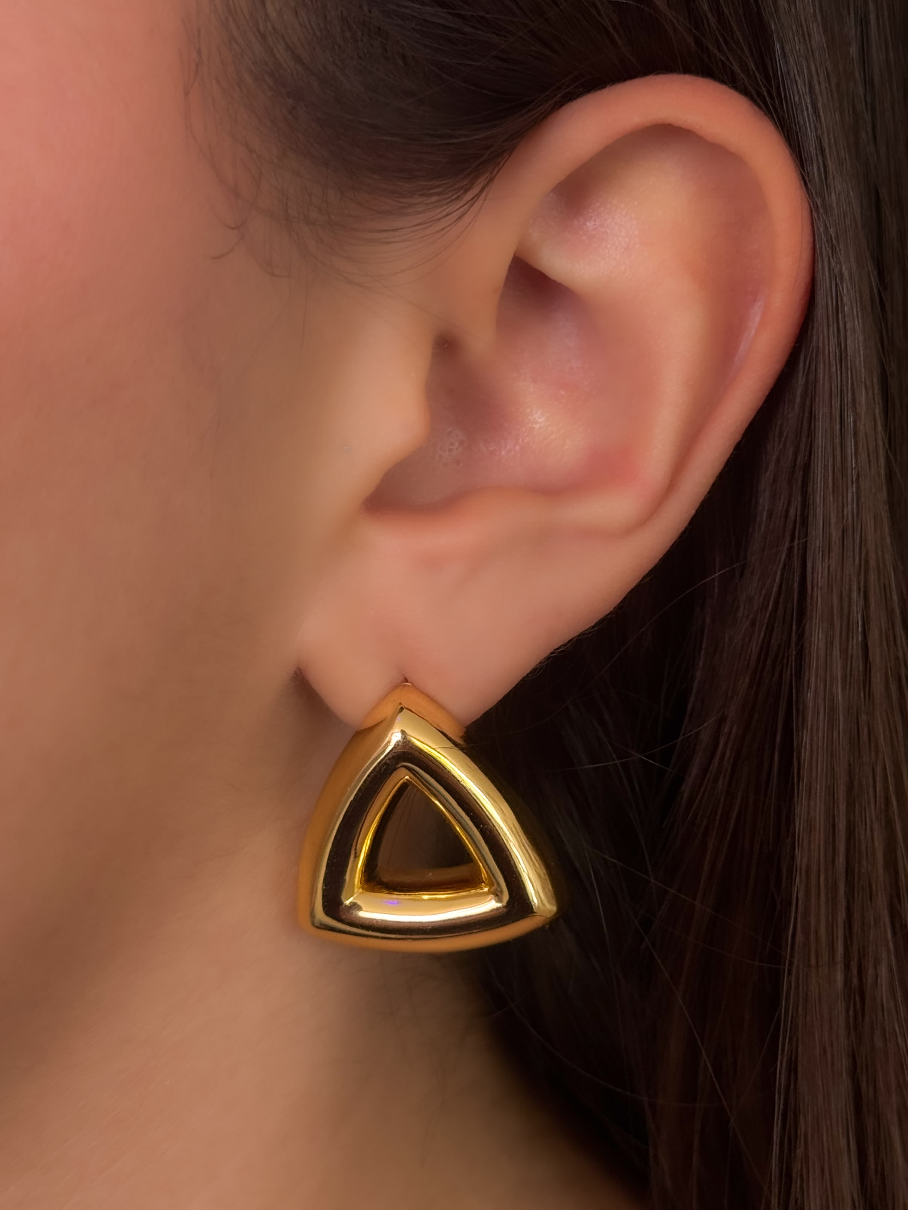 ARETE TINA