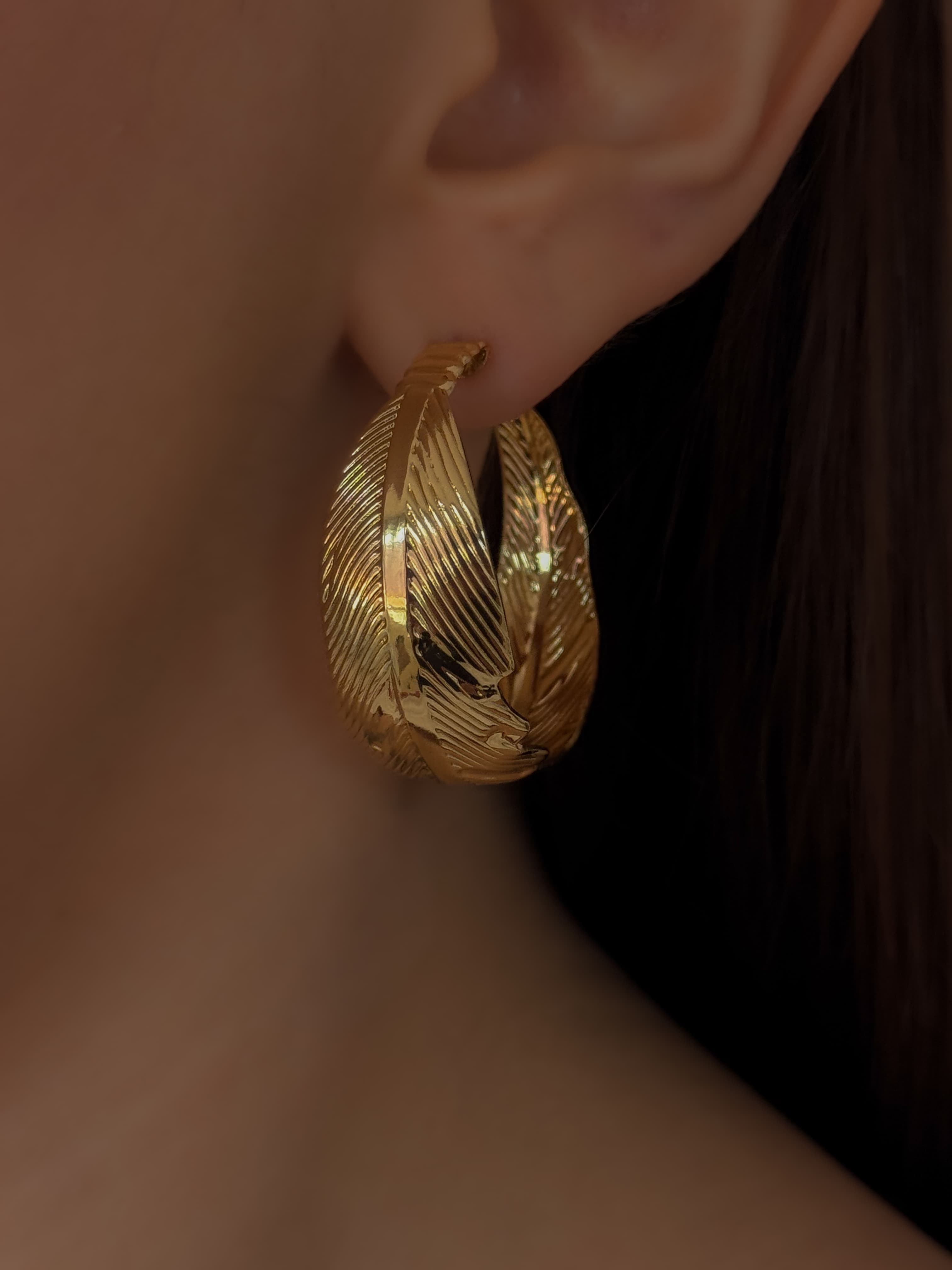 ARETE FEATHER