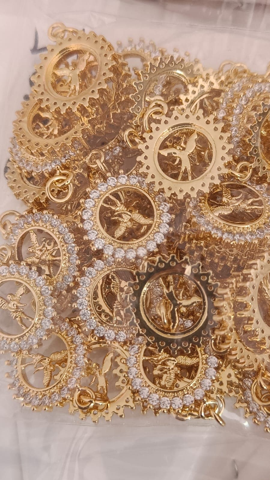 MEDALLA ANGEL CON ZIRCONIAS
