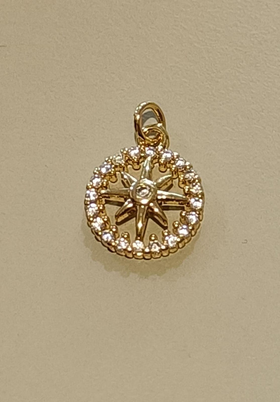 DIJE ESTRELLA CON ZIRCONIAS